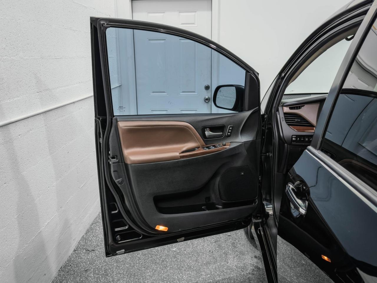 2020 Toyota Sienna Limited Premium AWD Tallmadge OH