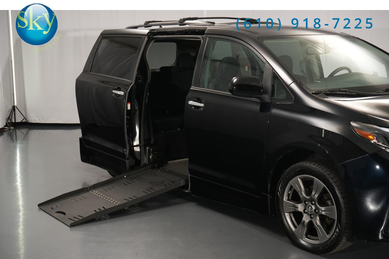 2020 Toyota Sienna SE BraunAbility Conversion West Chester PA