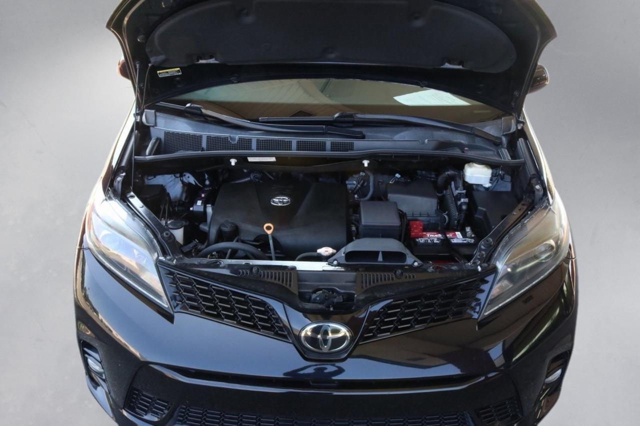 2020 Toyota Sienna SE Premium Fredericksburg VA