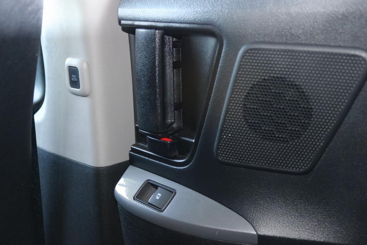 2020 Toyota Sienna SE Premium Fredericksburg VA