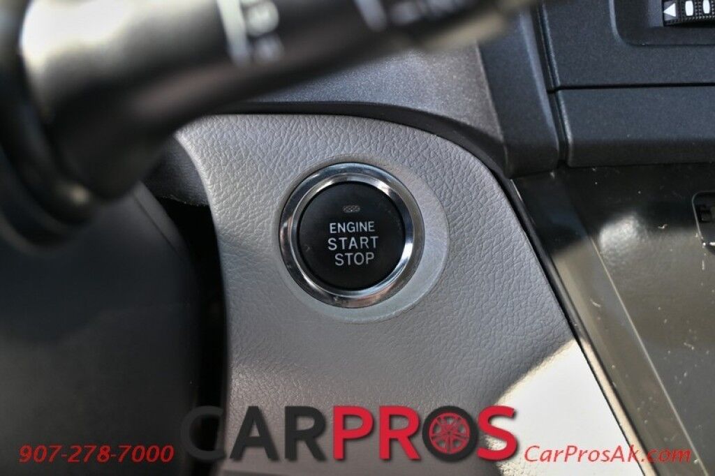 2020 Toyota Sienna XLE - 3.5L V6 - Automatic - All Wheel Drive - Front Power Leather Seats - Power Windows & Door Locks - Bluetooth - Navigation - Backup Camera - Sunroof - 3rd Row Seeating - 1 Owner Anchorage AK