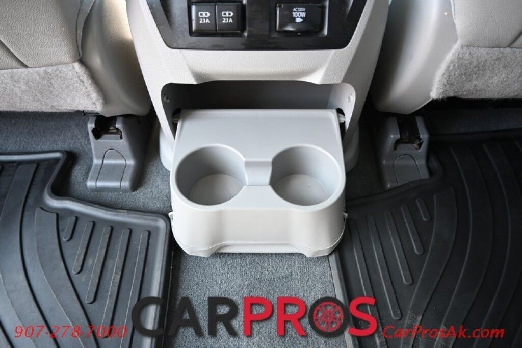 2020 Toyota Sienna XLE - 3.5L V6 - Automatic - All Wheel Drive - Front Power Leather Seats - Power Windows & Door Locks - Bluetooth - Navigation - Backup Camera - Sunroof - 3rd Row Seeating - 1 Owner Anchorage AK