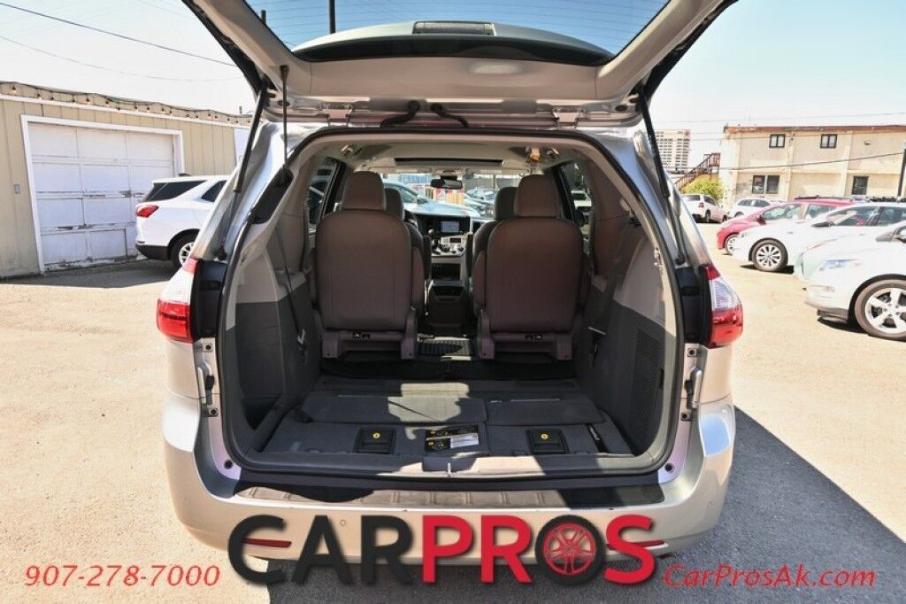 2020 Toyota Sienna XLE - 3.5L V6 - Automatic - All Wheel Drive - Front Power Leather Seats - Power Windows & Door Locks - Bluetooth - Navigation - Backup Camera - Sunroof - 3rd Row Seeating - 1 Owner Anchorage AK