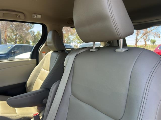 2020 Toyota Sienna XLE 8-Passenger Mesa AZ