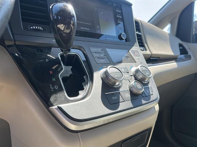 2020 Toyota Sienna XLE 8-Passenger Mesa AZ
