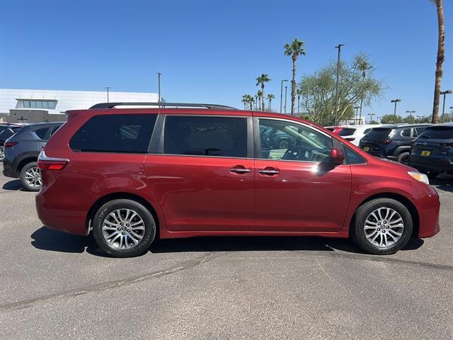 2020 Toyota Sienna XLE 8-Passenger Mesa AZ