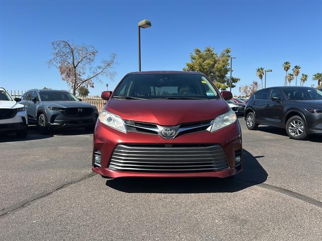 2020 Toyota Sienna XLE 8-Passenger Mesa AZ
