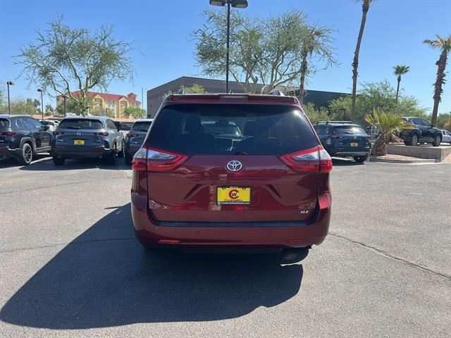 2020 Toyota Sienna XLE 8-Passenger Mesa AZ