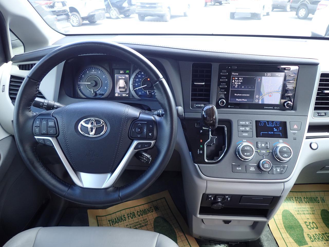 2020 Toyota Sienna XLE Anaheim CA