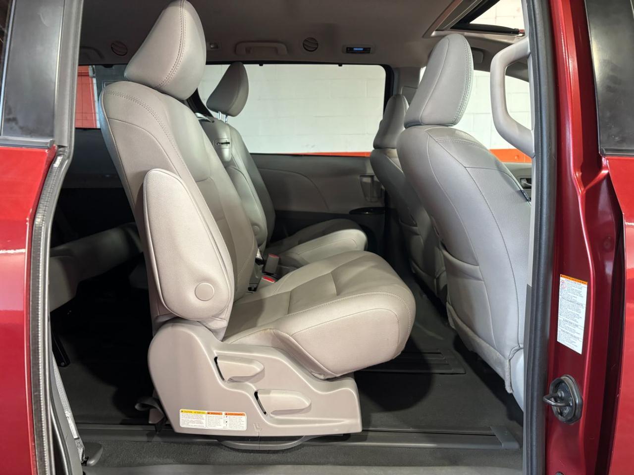 2020 Toyota Sienna XLE Franklin OH