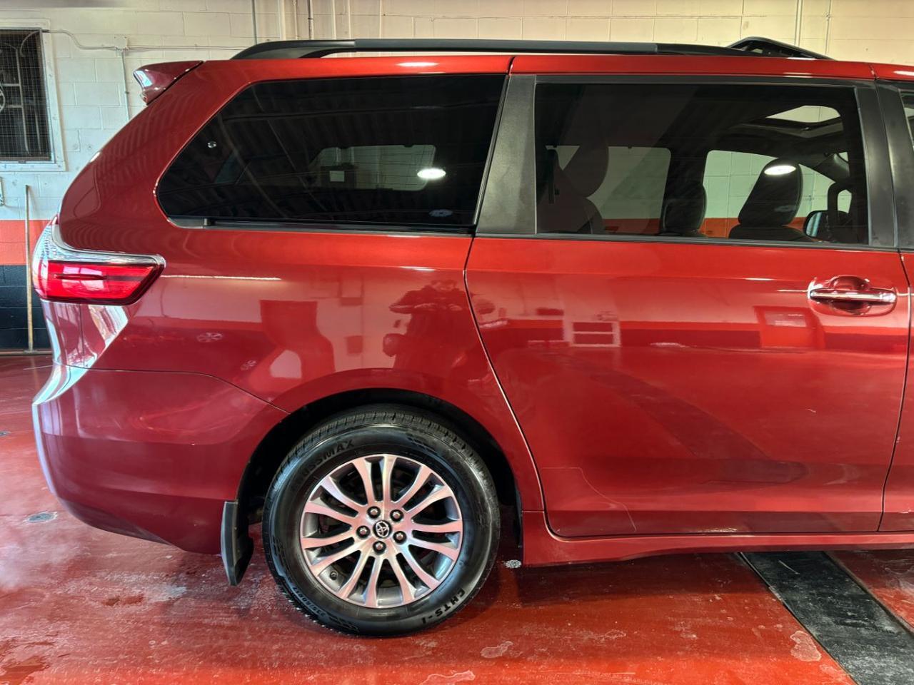2020 Toyota Sienna XLE Franklin OH