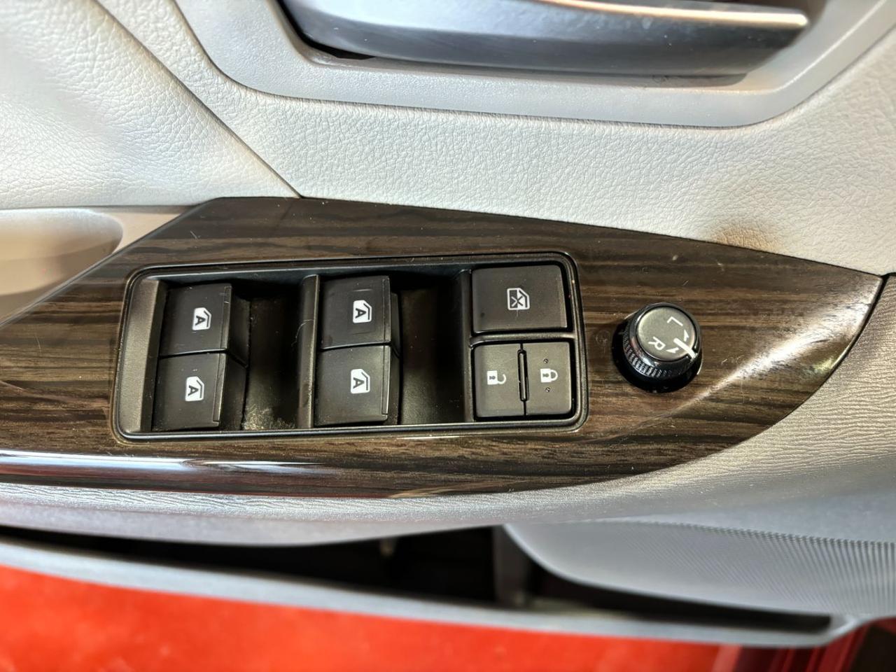 2020 Toyota Sienna XLE Franklin OH