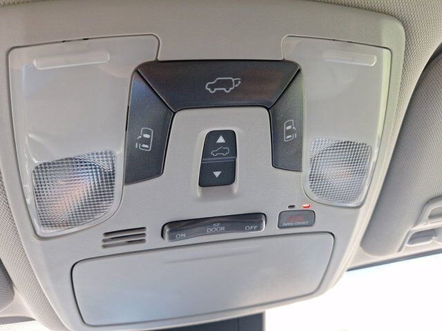 2020 Toyota Sienna XLE Hurst TX