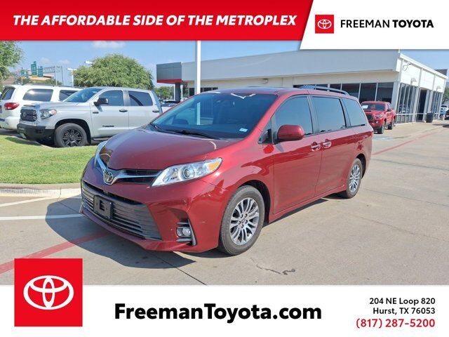 2020 Toyota Sienna XLE Hurst TX