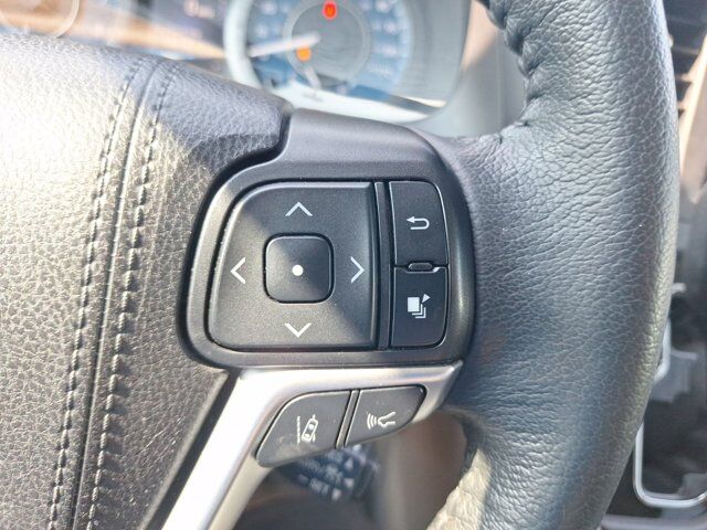 2020 Toyota Sienna XLE Hurst TX