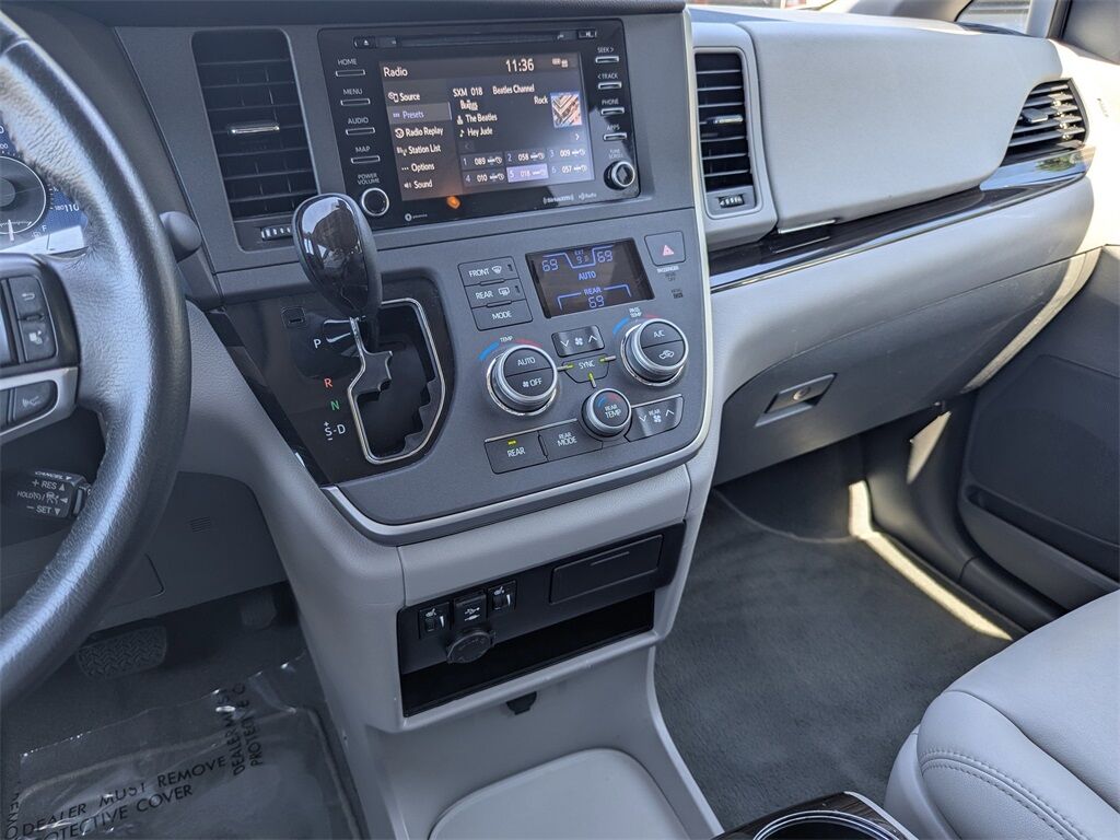 2020 Toyota Sienna XLE Premium Kennesaw GA