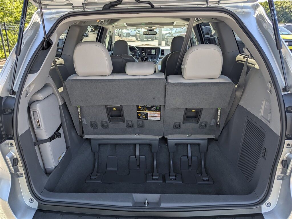 2020 Toyota Sienna XLE Premium Kennesaw GA