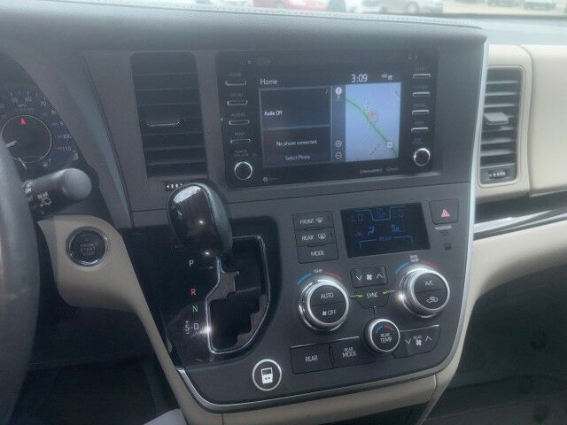 2020 Toyota Sienna XLE Premium North Versailles PA