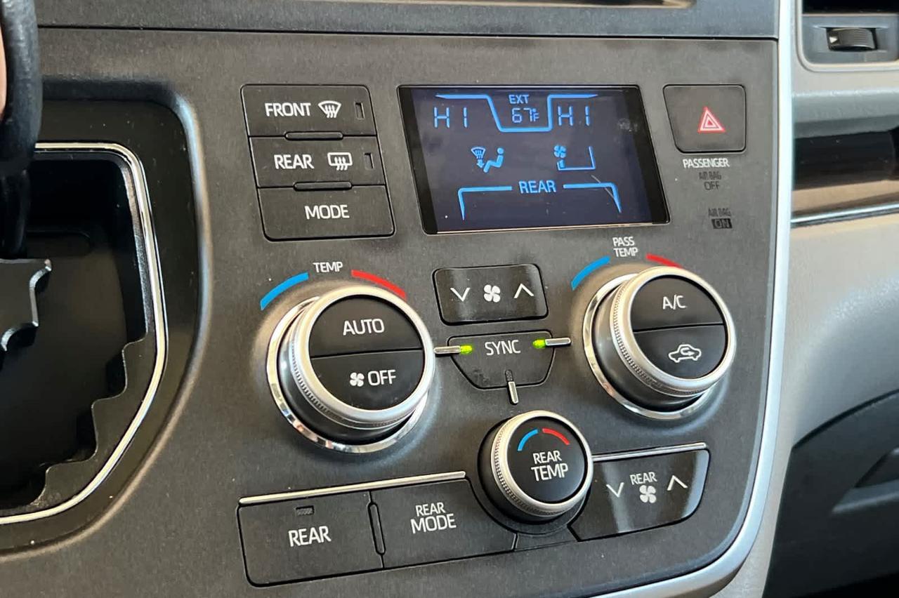 2020 Toyota Sienna XLE Premium Roseville CA