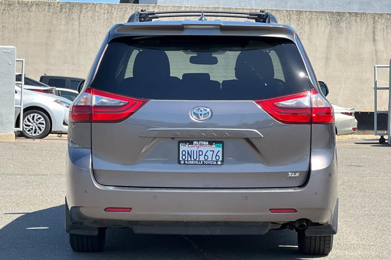 2020 Toyota Sienna XLE Premium Roseville CA