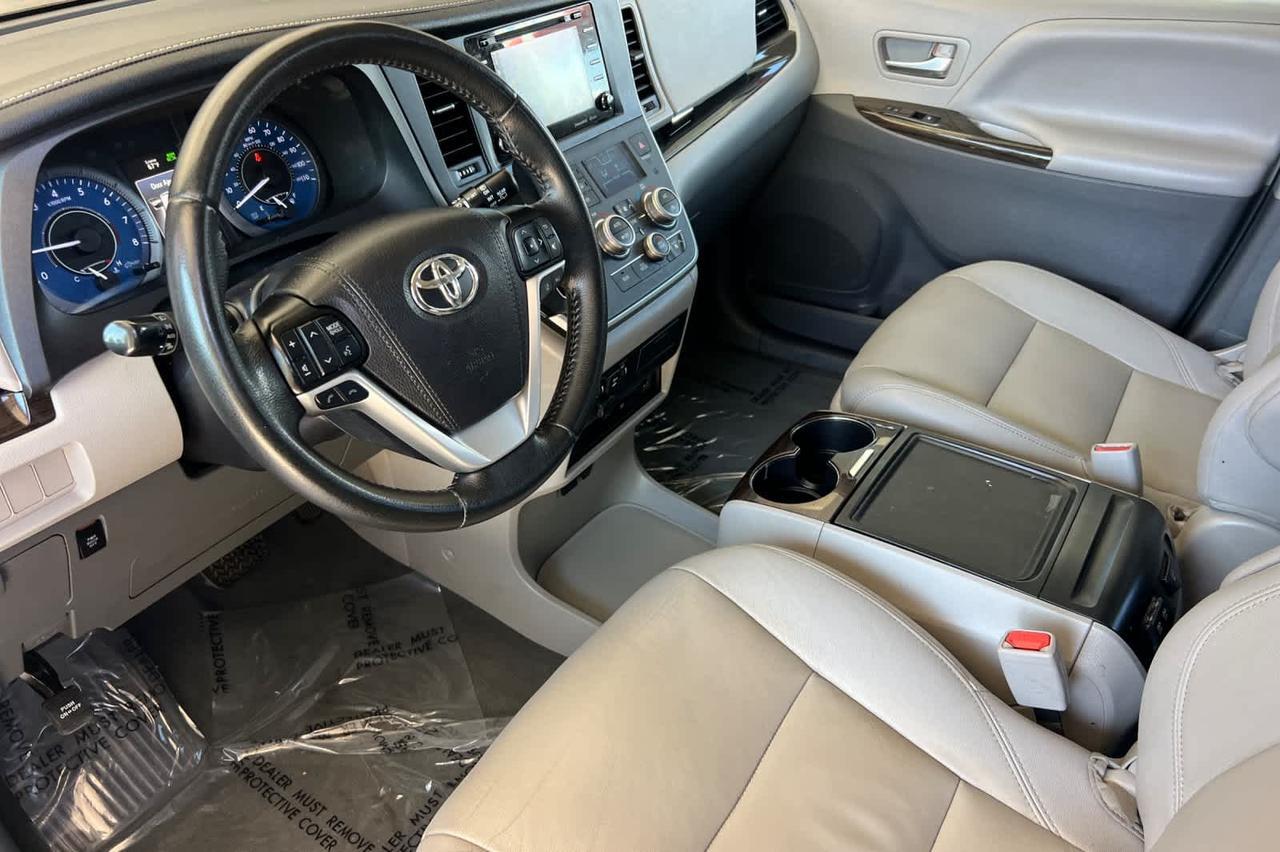 2020 Toyota Sienna XLE Premium Roseville CA