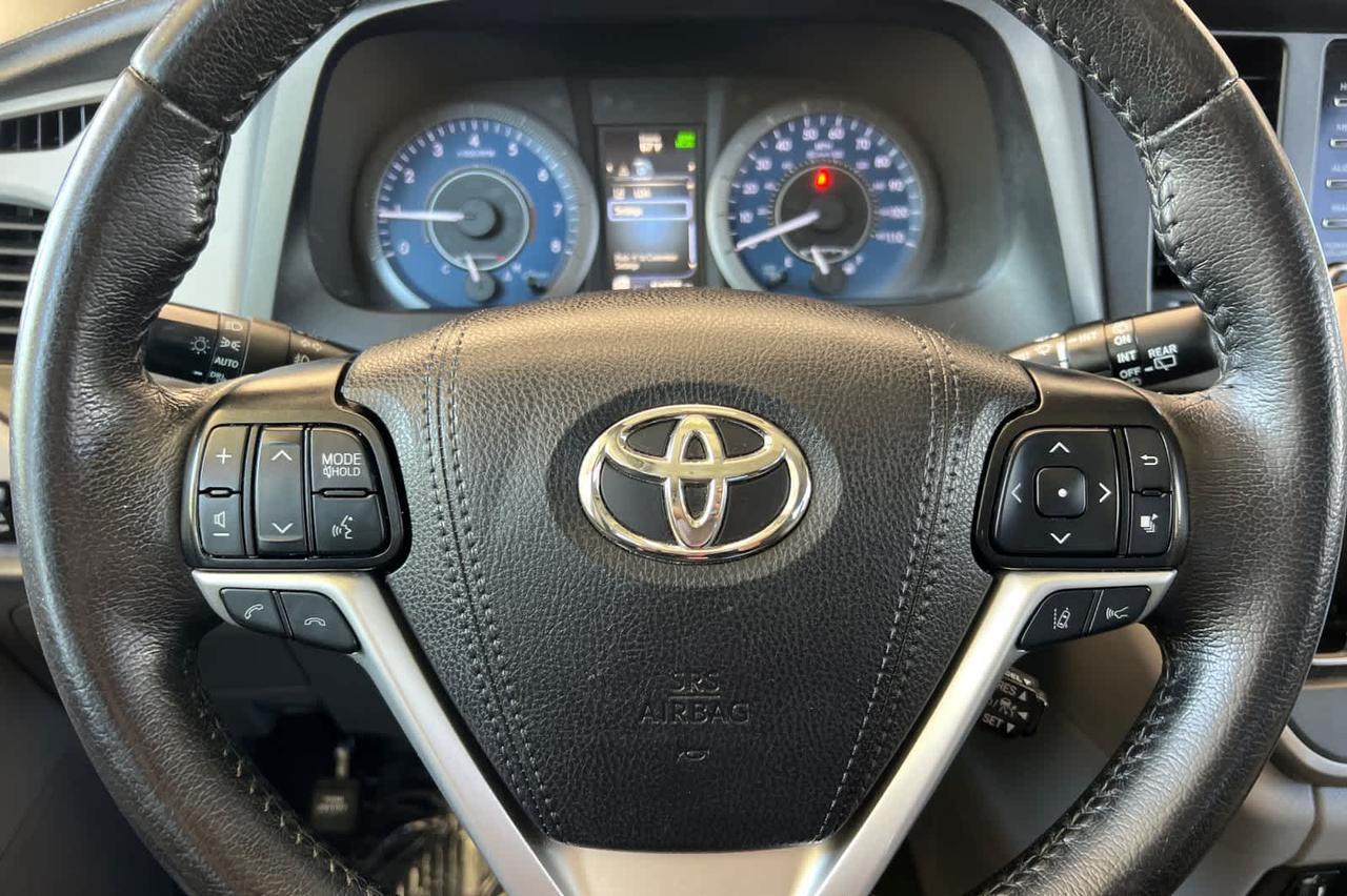 2020 Toyota Sienna XLE Premium Roseville CA