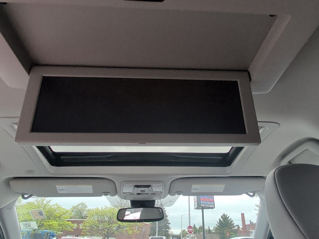 2020 Toyota Sienna XLE Premium Worcester MA