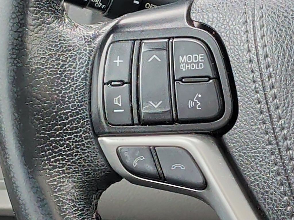 2020 Toyota Sienna XLE Premium Worcester MA