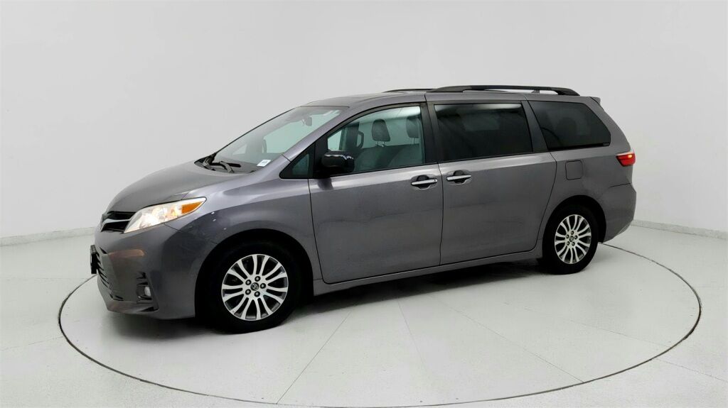 2020 Toyota Sienna XLE Premium Laurel MD