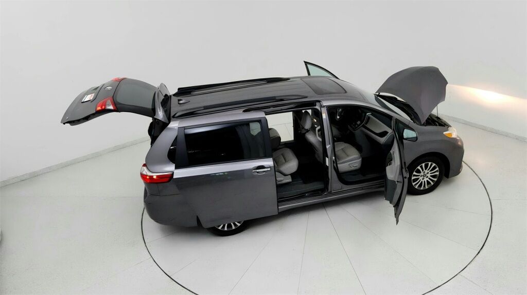 2020 Toyota Sienna XLE Premium Laurel MD