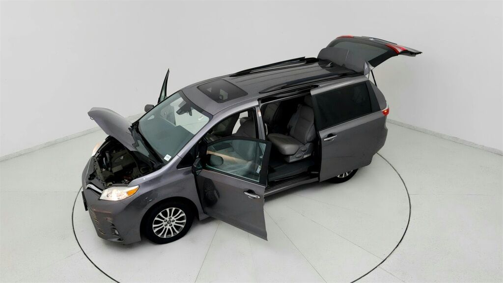 2020 Toyota Sienna XLE Premium Laurel MD