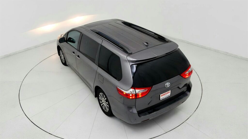 2020 Toyota Sienna XLE Premium Laurel MD