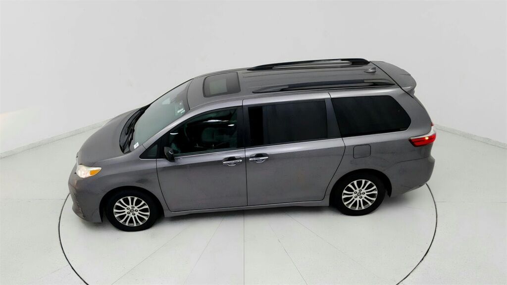 2020 Toyota Sienna XLE Premium Laurel MD