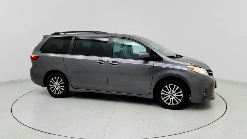 2020 Toyota Sienna XLE Premium Laurel MD