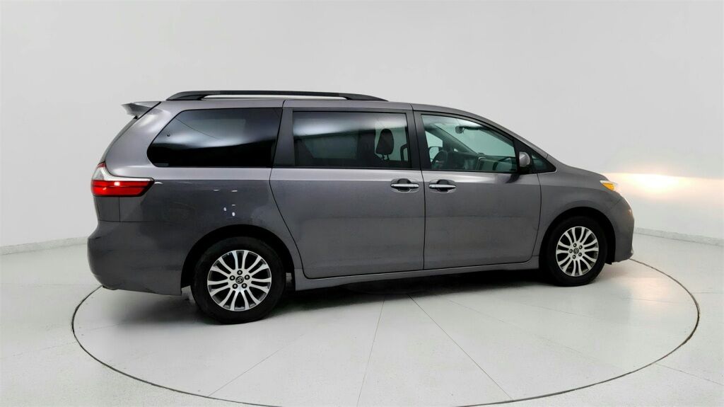 2020 Toyota Sienna XLE Premium Laurel MD