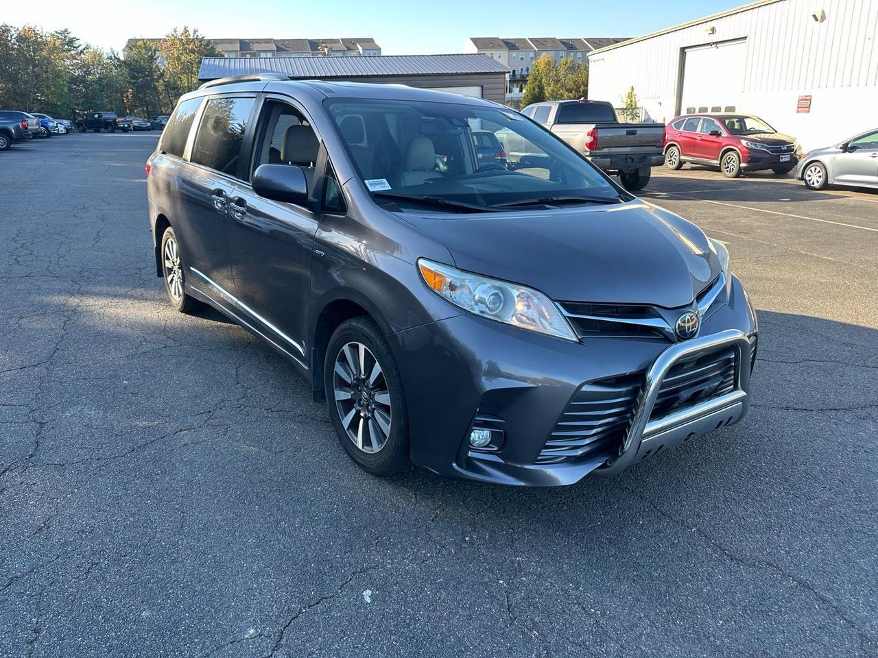 2020 Toyota Sienna XLE Premium