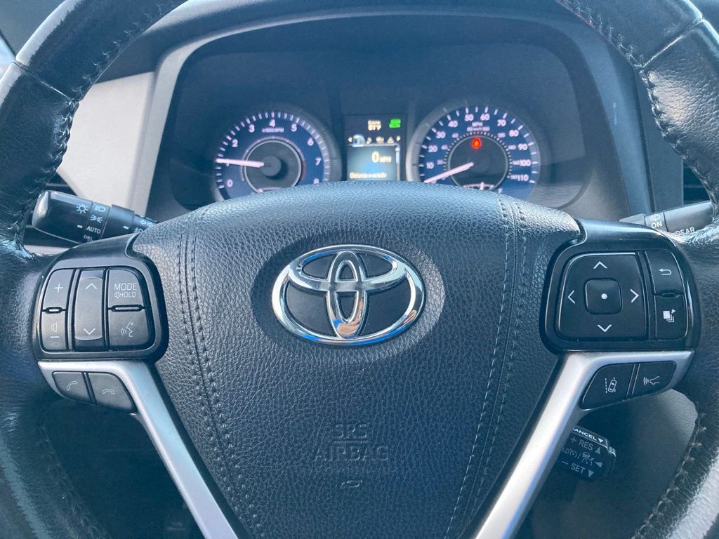 2020 Toyota Sienna XLE San Antonio TX