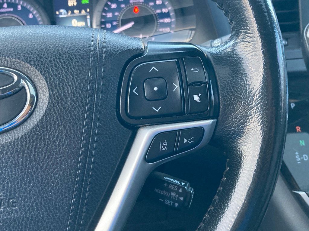 2020 Toyota Sienna XLE San Antonio TX