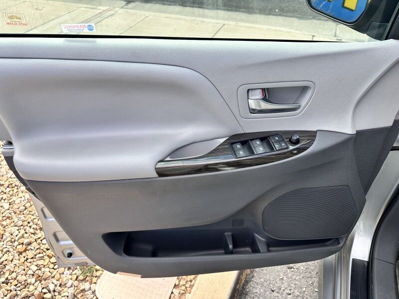 2020 Toyota Sienna XLE St George UT