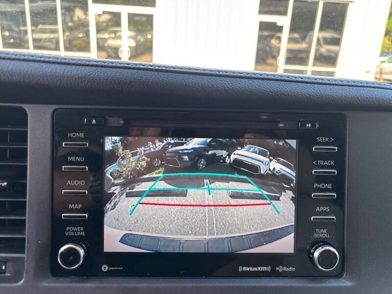 2020 Toyota Sienna XLE w/LTHR. SUNR. NAVI. Seffner FL