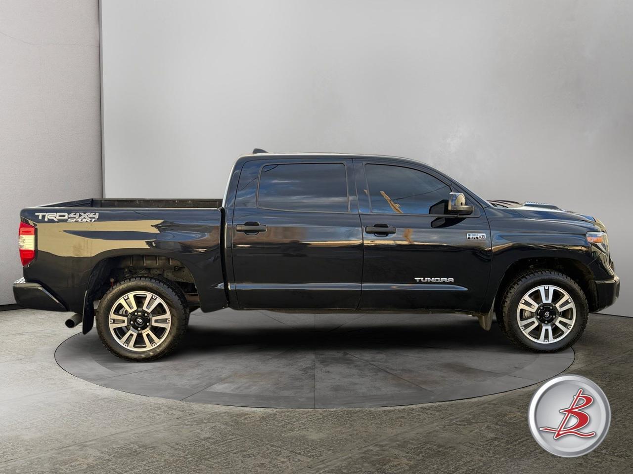 2020 Toyota TUNDRA Crew Cab 4x4 SR5 TRD Sport