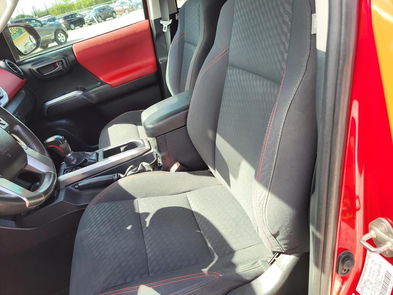 2020 Toyota Tacoma 2WD SR5 Double Cab 5&apos; Bed V6 AT (Natl) Beeville TX