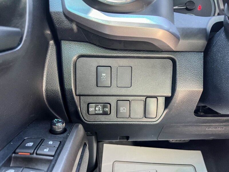 2020 Toyota Tacoma 2WD SR5 Wilmington NC