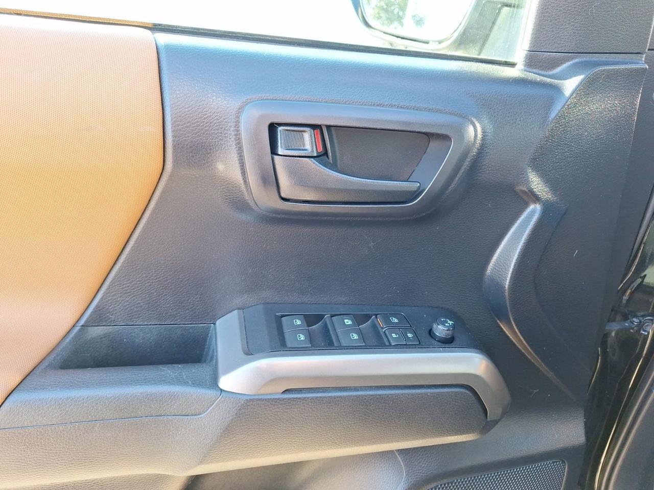 2020 Toyota Tacoma 4WD SR5 Hurst TX