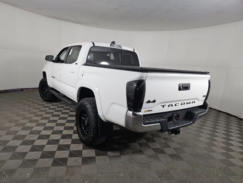 2020 Toyota Tacoma 4WD SR5