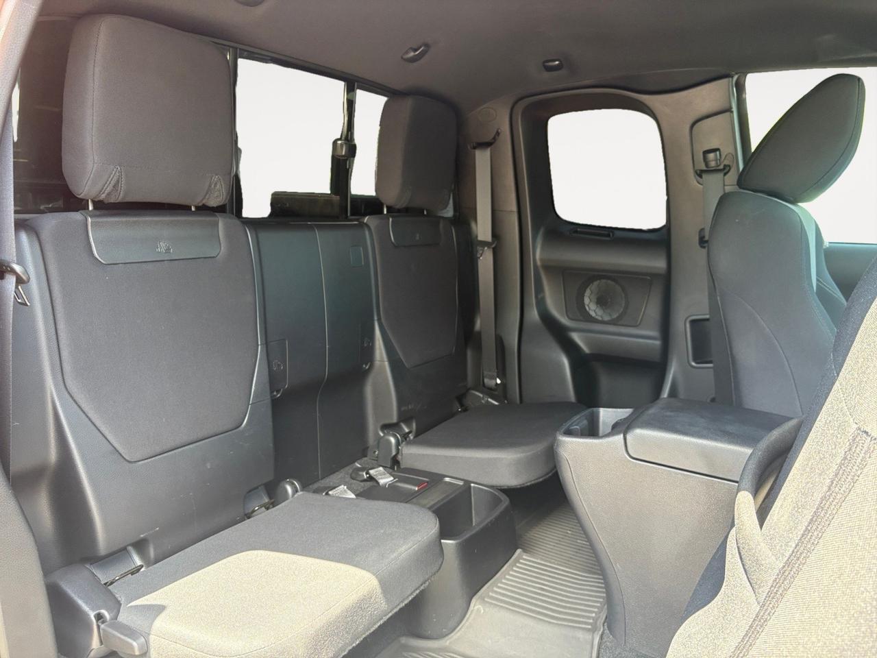 2020 Toyota Tacoma 4WD TRD Off Road, POWER REAR SLIDING WINDOW, RUNNING BOARDS, ROOF RACK, PUSH BUTTON START, BACKUP CAMERA, TOW PACKAGE, LOW MILEAGE, CLEAN CERTIFIED CARFAX, COME SEE THIS TACOMA TODAY! Virginia Beach VA