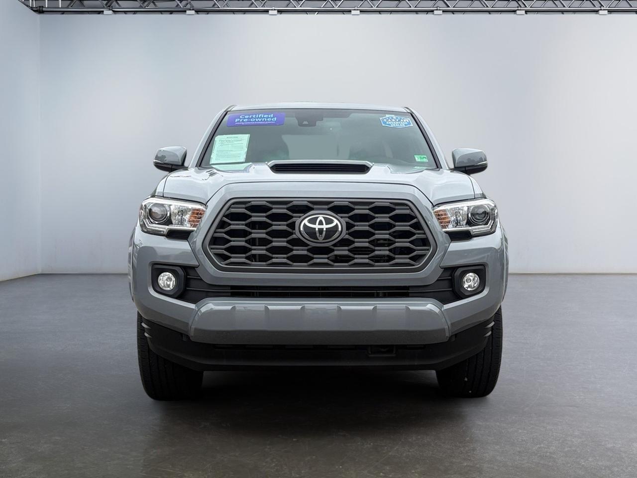 2020 Toyota Tacoma 4WD TRD Sport, BED LINER, SUNROOF, RUNNING BOARDS, NAVIGATION,LANE KEEP ASSIST, POWER REAR SLIDING WINDOW, ONLY 1 OWNER, CLEAN CERTIFIED CARFAX, LOW MILEAGE, TAKE HOME A TACOMA! Virginia Beach VA