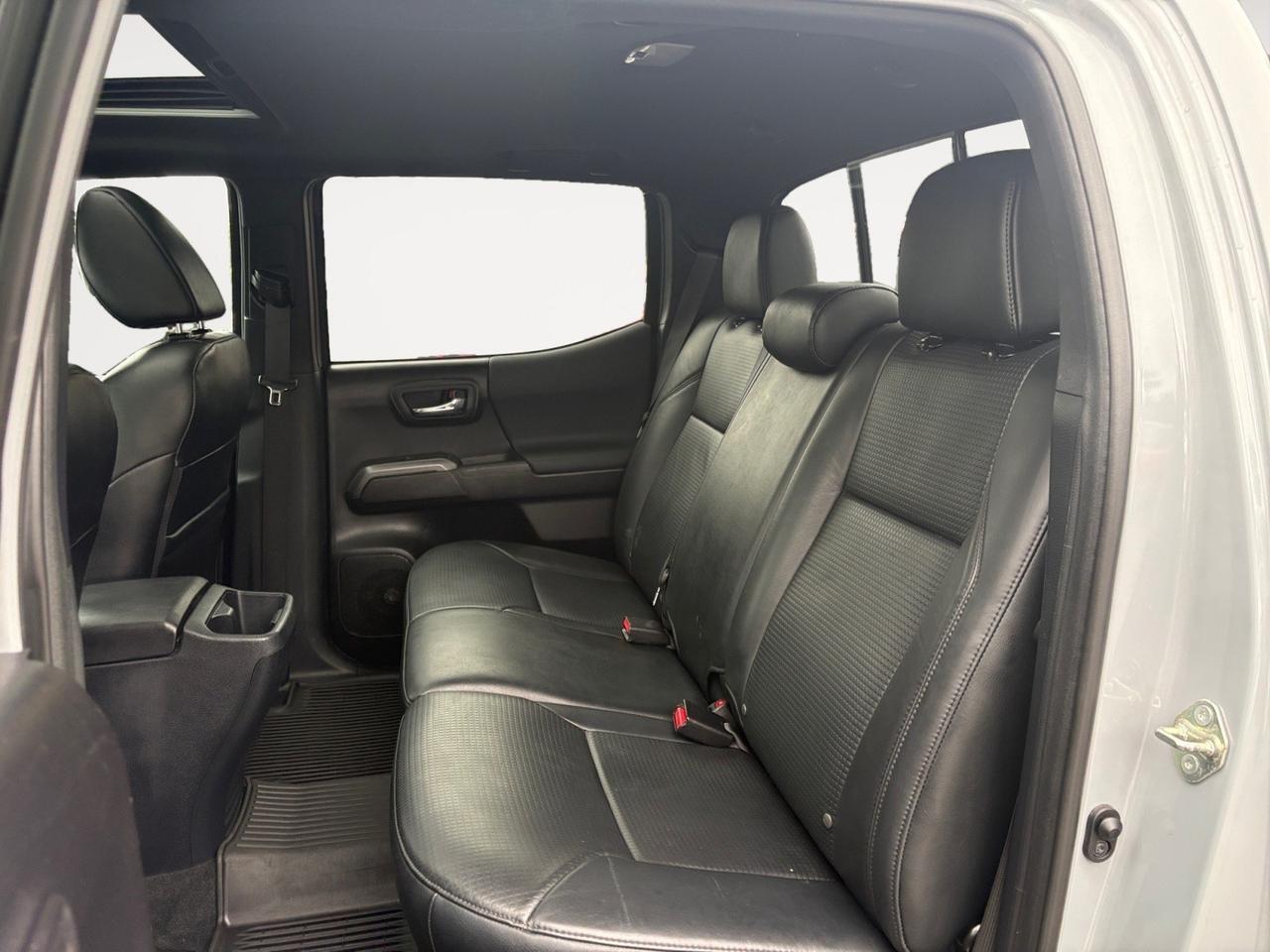 2020 Toyota Tacoma 4WD TRD Sport, BED LINER, SUNROOF, RUNNING BOARDS, NAVIGATION,LANE KEEP ASSIST, POWER REAR SLIDING WINDOW, ONLY 1 OWNER, CLEAN CERTIFIED CARFAX, LOW MILEAGE, TAKE HOME A TACOMA! Virginia Beach VA