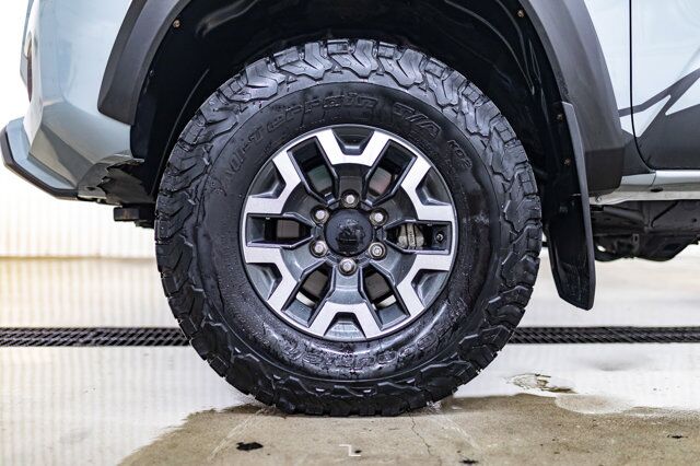 2020 Toyota Tacoma 4x4 Access Cab TRD Off Road Nav BCam Red Deer AB