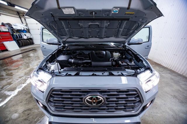 2020 Toyota Tacoma 4x4 Access Cab TRD Off Road Nav BCam Red Deer AB